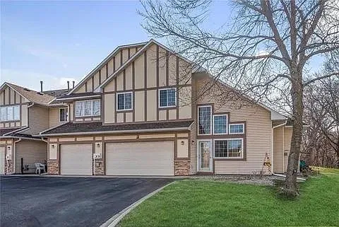 4099 Meadowlark Curv — Photo 2