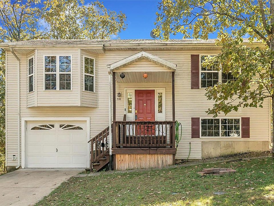1st image of 534 Briarwood Dr
