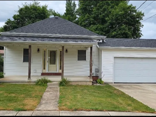 402 N Joselyn St, Heyworth, IL 61745