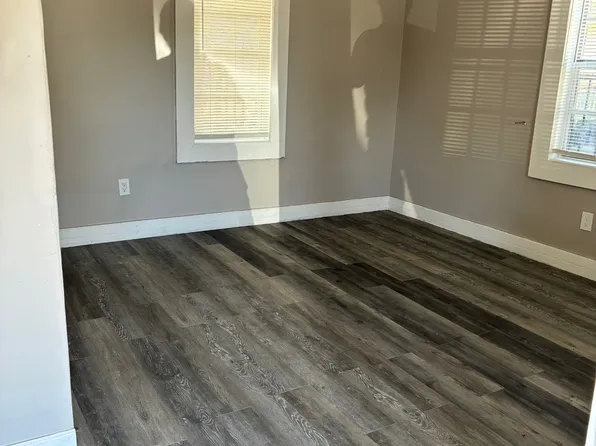 1140 NW 79th St APT 113, Miami, FL 33150