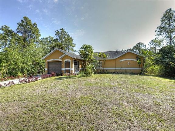 3rd image of 1370 Everglades Blvd N