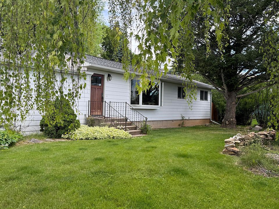 1st image of 120 Carroll Trl