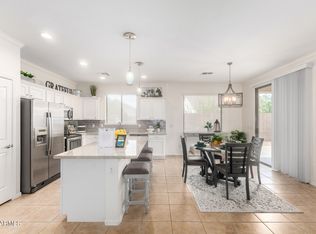 6637 S CARTIER Drive, Gilbert, AZ 85298