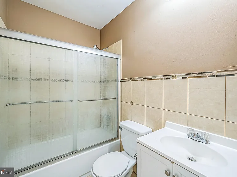 3817 Haverford Ave — Photo 24
