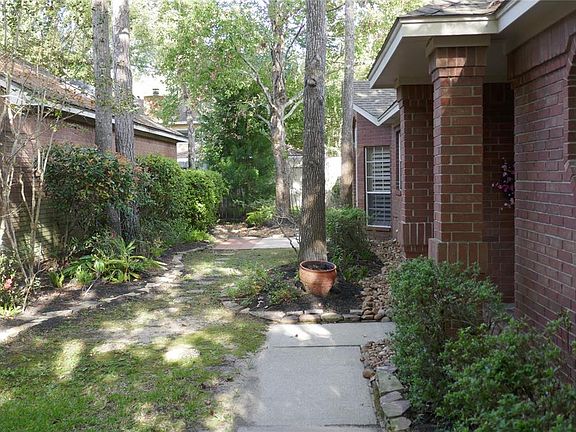 4th image of 3214 Redwood Lake Dr