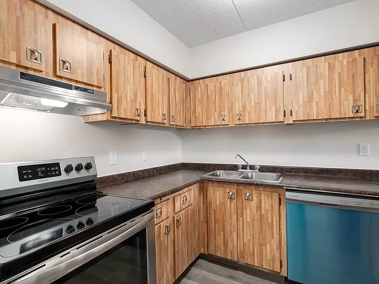 739 Bracewood Dr SW — Photo 72