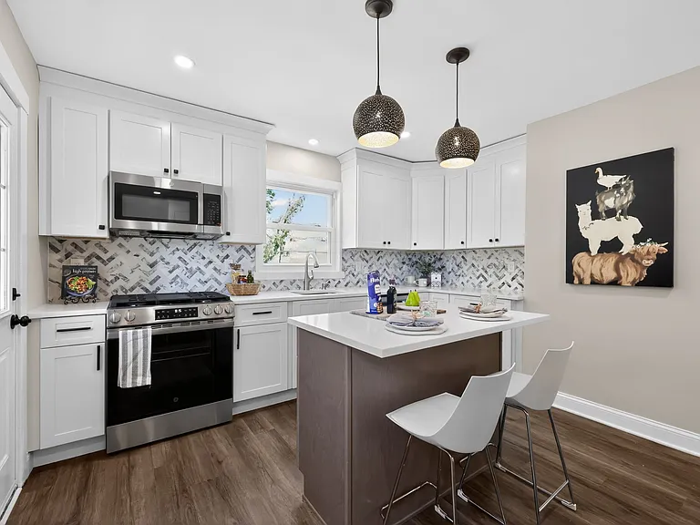 213 Lawnside Ave — Photo 12