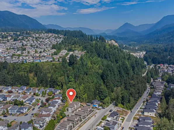 1412 Pipeline Rd #112, Coquitlam, BC V3E 0N6