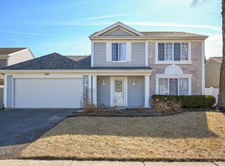 1080 Scarlet Oak Cir, Aurora, IL 60506