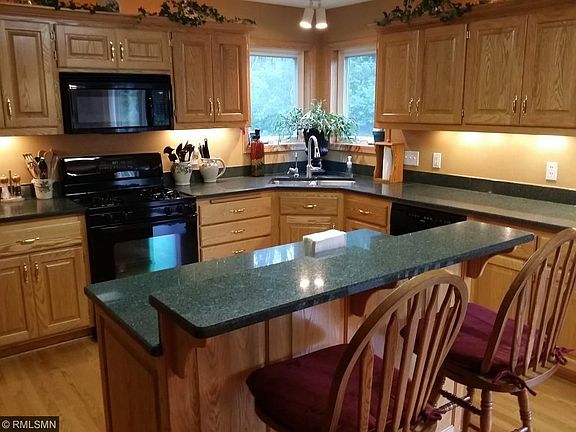 2nd image of 22291 Vermillion St NE