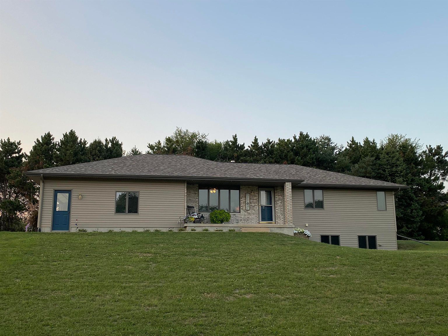 123 N Church St, Orangeville, IL 61060 Zillow