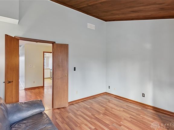 4th image of 6184 Quinella Way