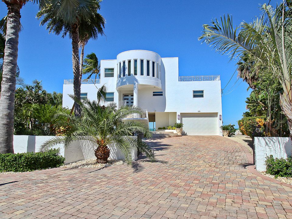 1st image of 125 Pirates Cove Dr