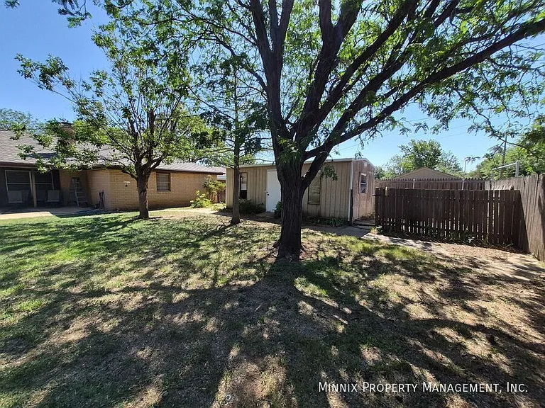 2805 James Louis Dr — Photo 7