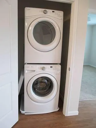 2 bed, 875 sqft, $1,200 — Photo 4