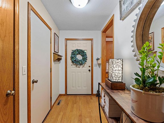 5th image of 25020 140th St NW