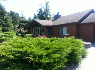 44 Geer Cir, Port Orford, OR 97465