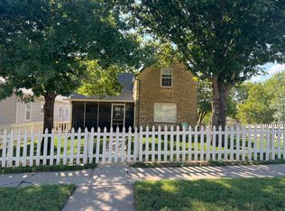 403 S 2nd St, Arkansas City, KS 67005