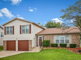 47 W Devon Ave, Glendale Heights, IL 60139