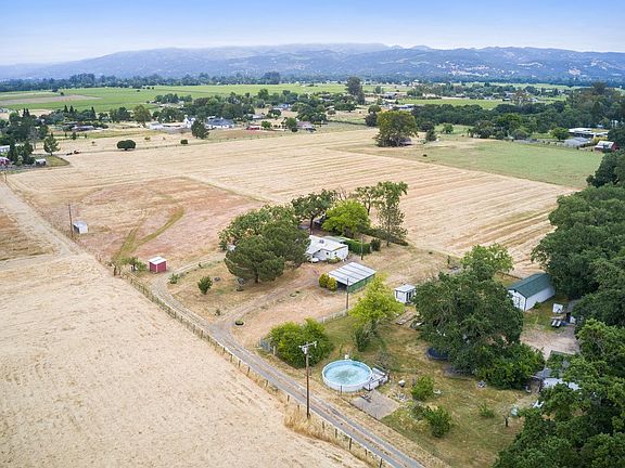 4th image of 1855 Felder Road