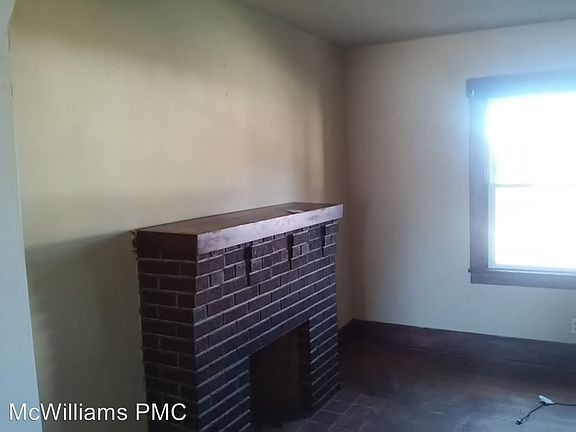 2nd image of 2628 Oakwood Ave