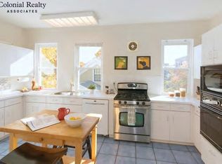 1001 Memorial Dr #9, Cambridge, MA 02138