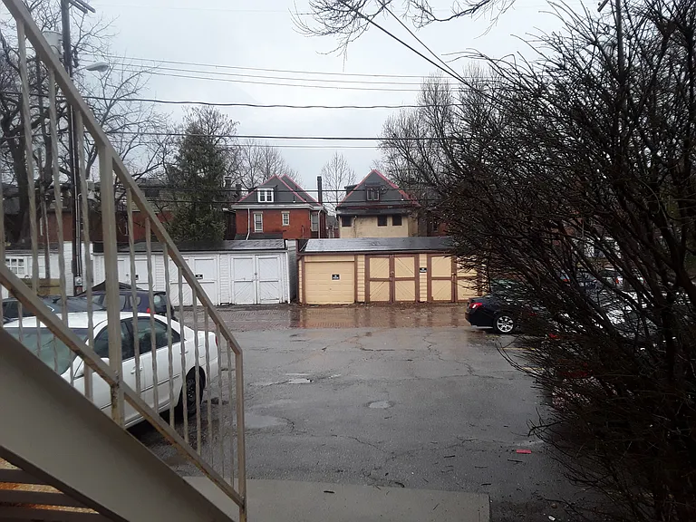 1369 Forsythe Ave — Photo 5