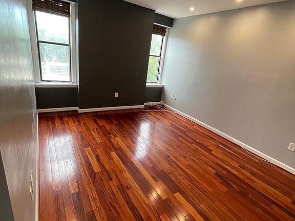3rd image of 1763 Columbia Rd NW APT 401