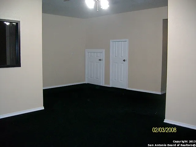 3 bed, 2.5 bath, 1697 sqft, $1,700 — Photo 2