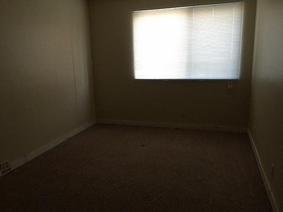 5th image of 1218 E St APT 5
