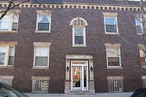 1st image of 4636 N Leavitt St #1