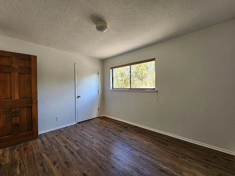 1207 Calle Luna — Photo 10