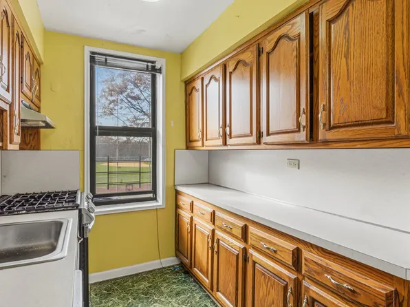 83-35 139th Street image 4 of 20