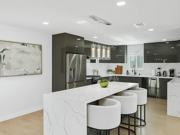 13502 Jackson St — Photo 18