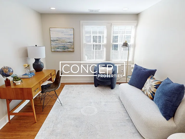 386A Harvard St #M — Photo 7