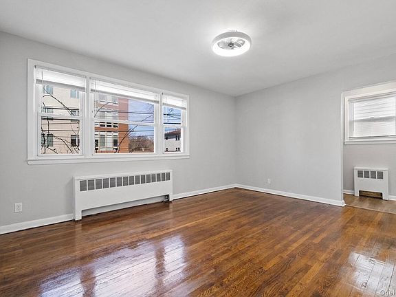 2nd image of 521 Locust St Unit C