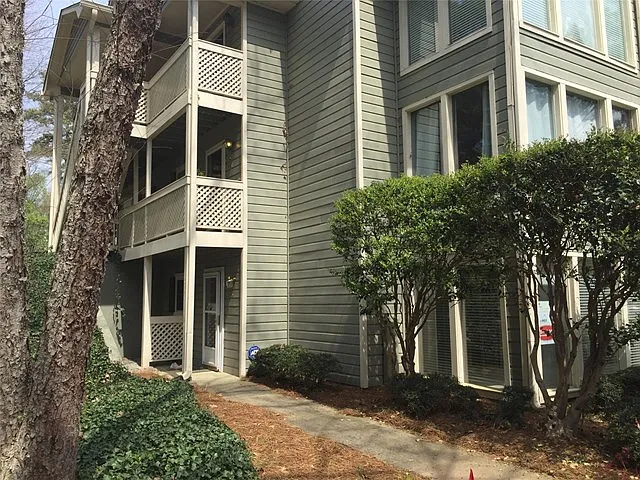 206 Natchez Trce photo 1
