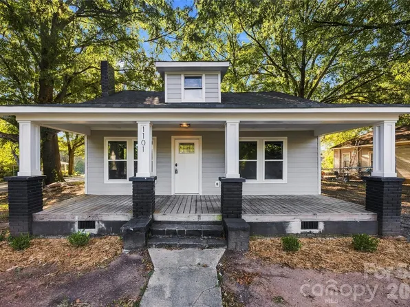 1101 Opal St, Charlotte, NC 28208