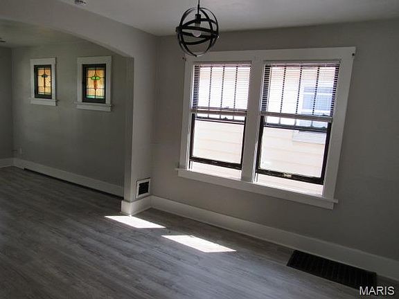 3rd image of 5251 Hodiamont Ave