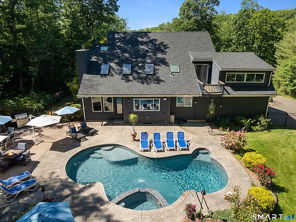 5th image of 84 Sawmill Road