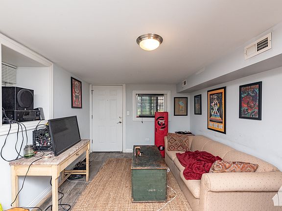 2nd image of 1623 N Talman Ave #G