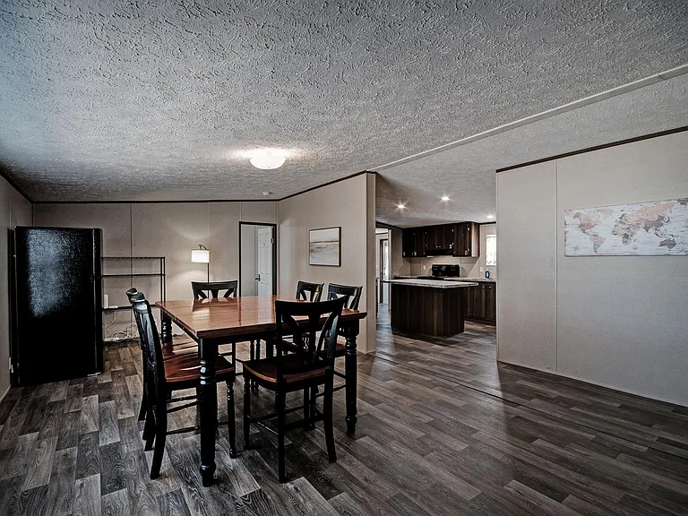 153 Valley Cv — Photo 5