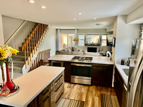 460 Moonridge Dr, Edwards, CO 81632