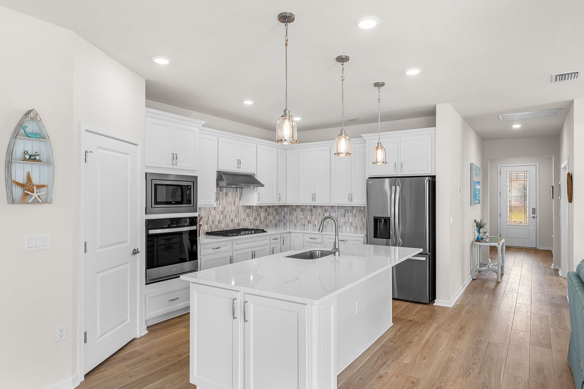 next background image