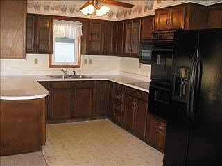 5th image of 202 N Gaddis St