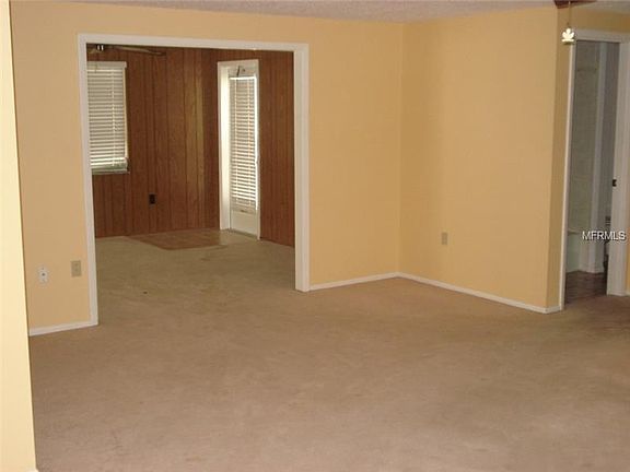 4th image of 1011 W Baffin Dr