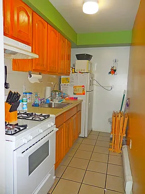 Rented by Owen Olivier, LREB | media 17