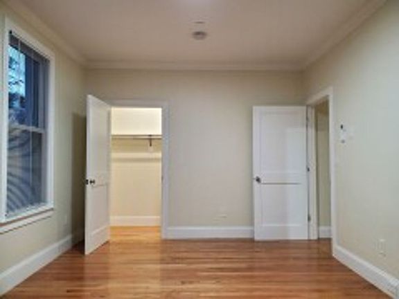 4th image of 16 Harris St #2A