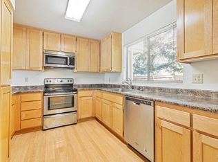 4581 Harbor Ln, Rohnert Park, CA 94928