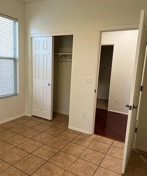 2775 N Saramano Ln — Photo 6